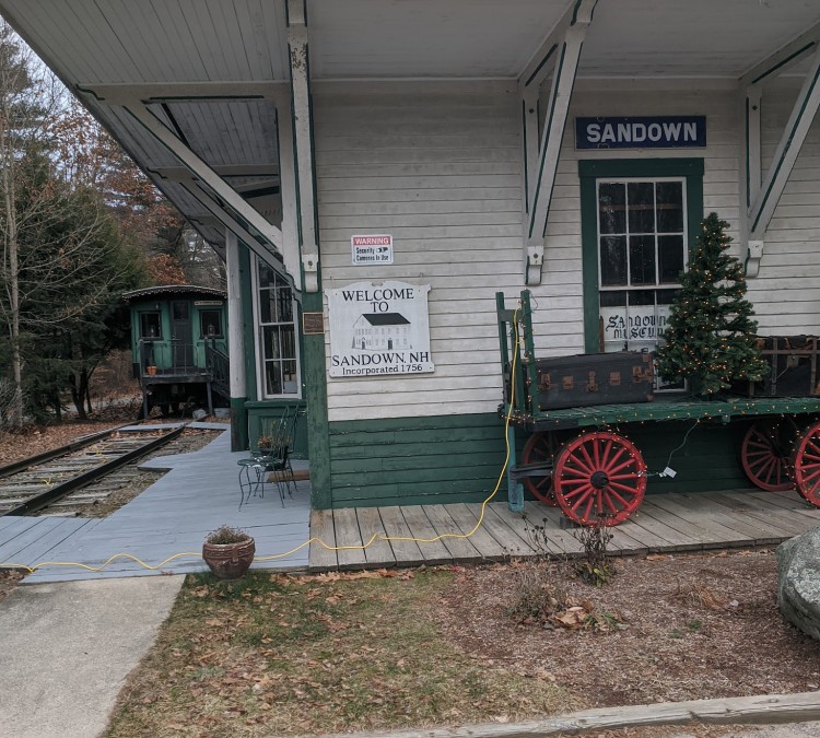 old-sandown-depot-railroad-museum-photo